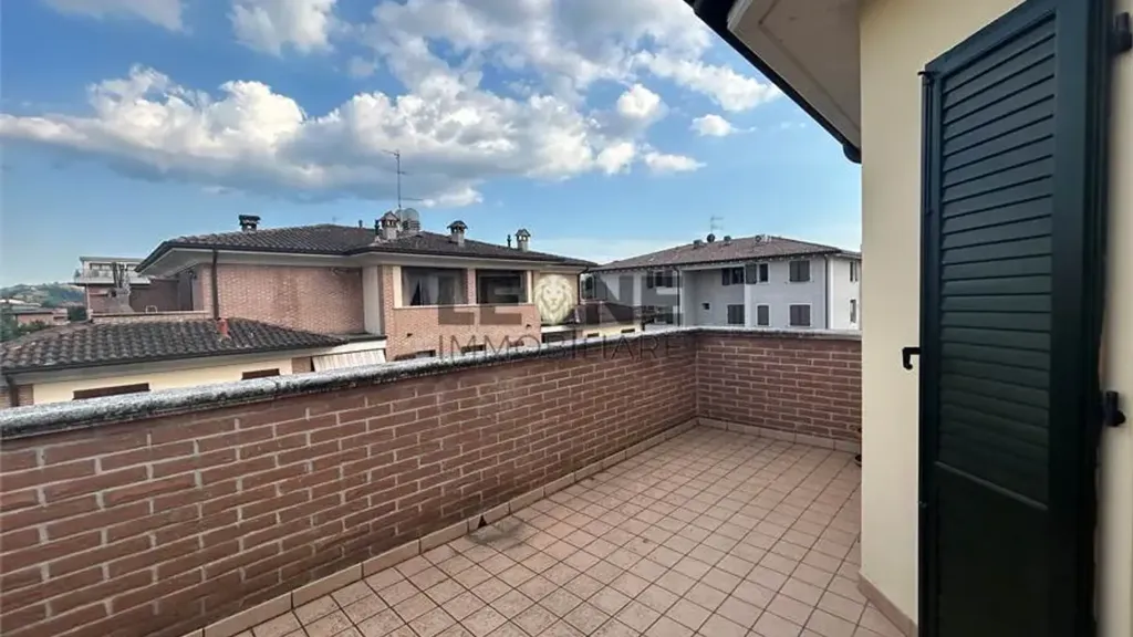 Balcon - Modern Apartment with Balcony in Vignola