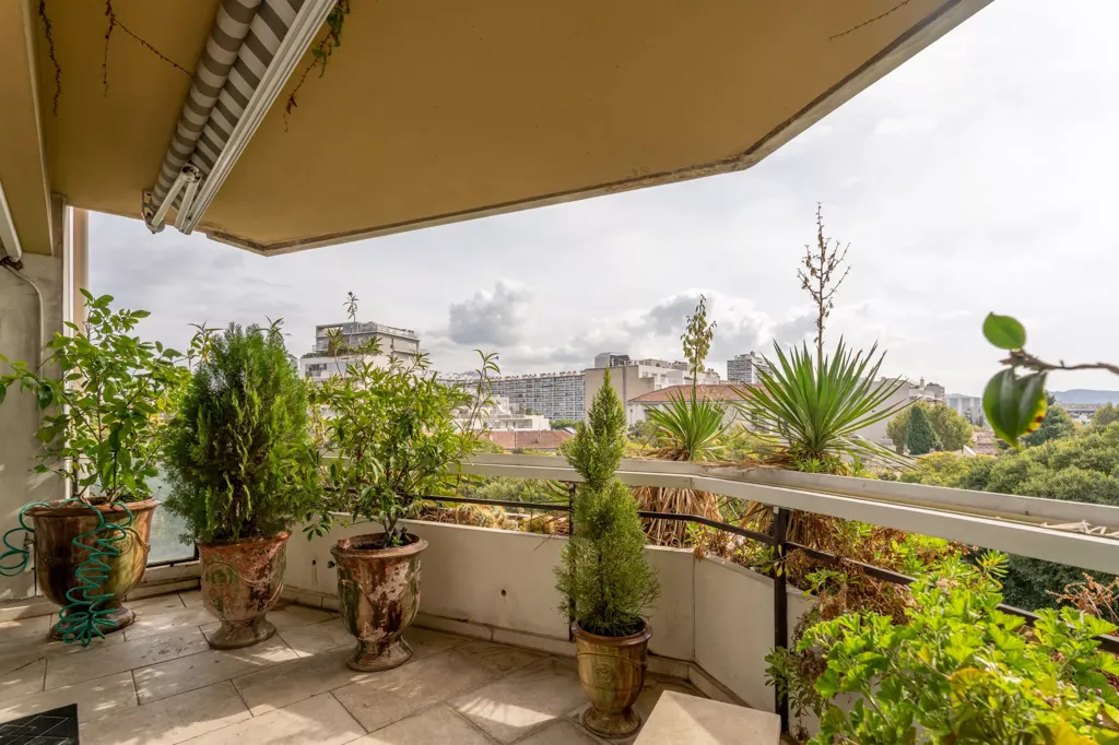 Balcon - Appartement Contemporain avec Terrasses Sud à Marseille