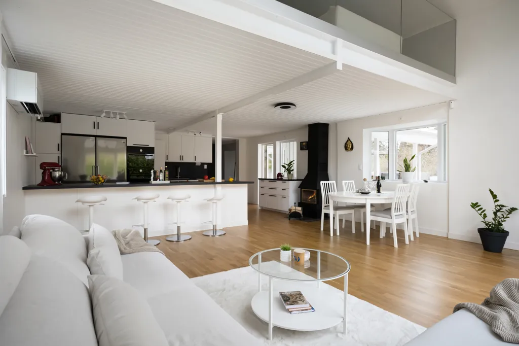 Séjour - Modern Villa with Garden in Gudö