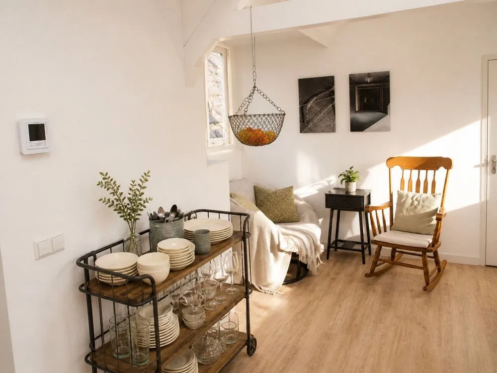 Söögituba - Furnished Apartment with Balcony in Rotterdam