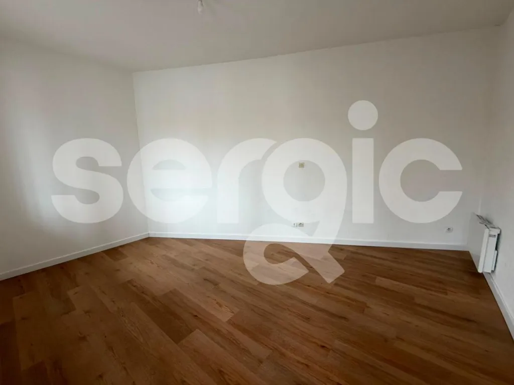 Rooms - Renovated Flat with Terrace in City Centre