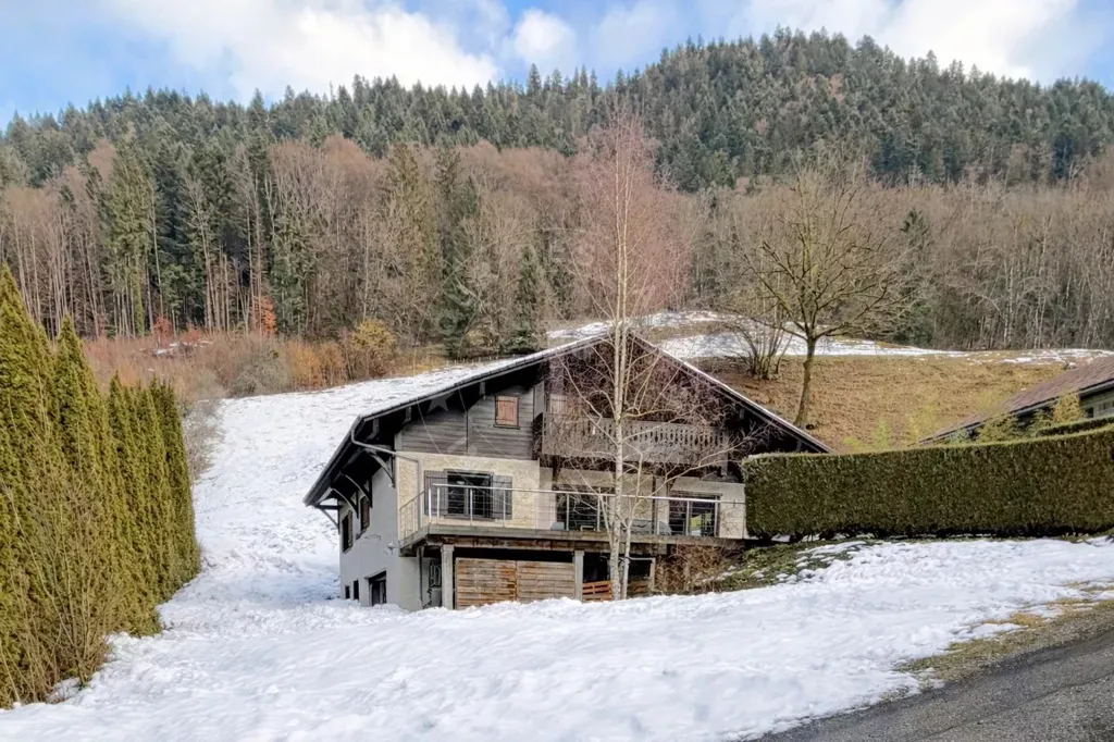 Extérieur - Chalet Luxueux avec Vue Montagne à Thônes