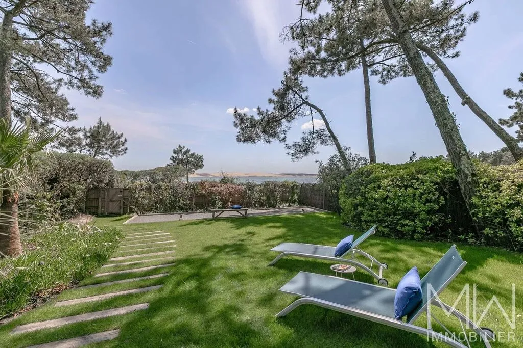 Garden - Restored Villa with Beach Access in Cap Ferret