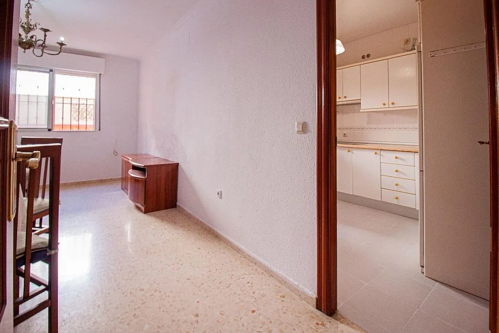Dining Room - Chalet with Air Conditioning in La Rinconada