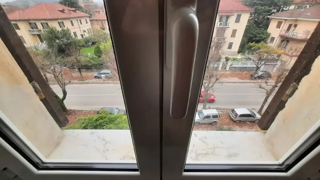 Pièces - Fully Renovated Apartment with Balcony in Ovada
