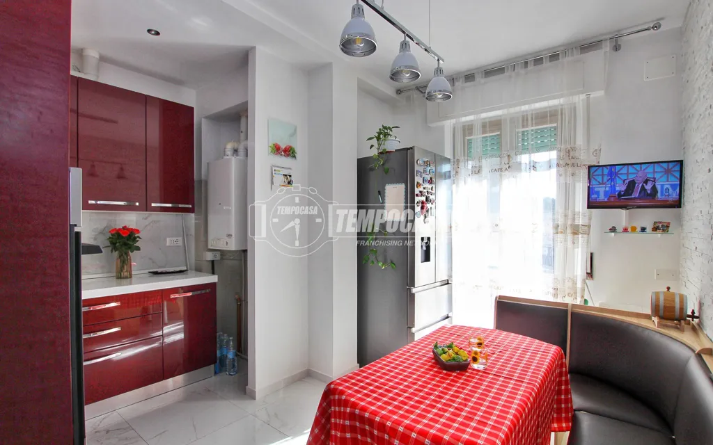 Cuisine - Renovated Apartment with Sea View in Ancona