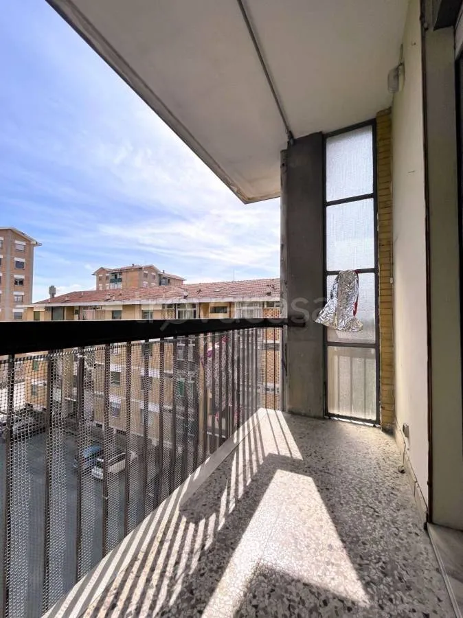 Balcon - Spacious 3-Bedroom Apartment in Settimo Torinese