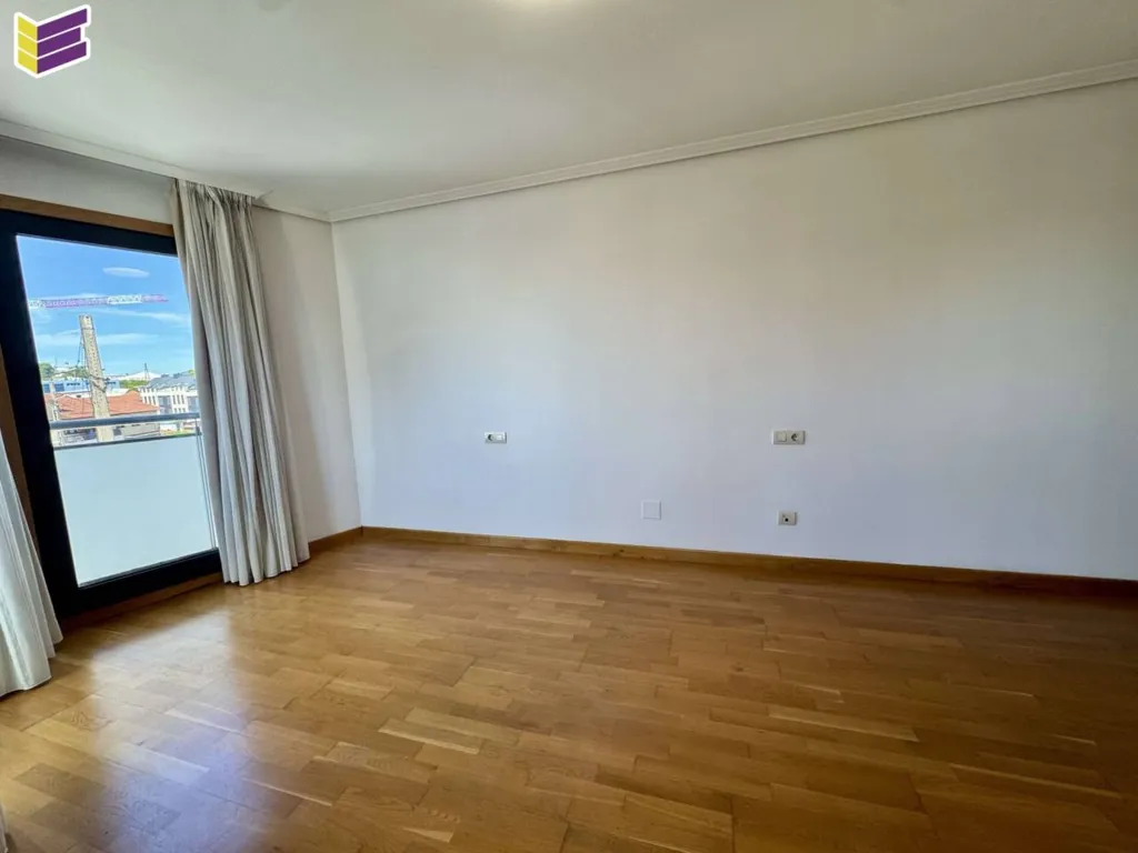 Pièces - Apartment with Lift and Garden in Mos