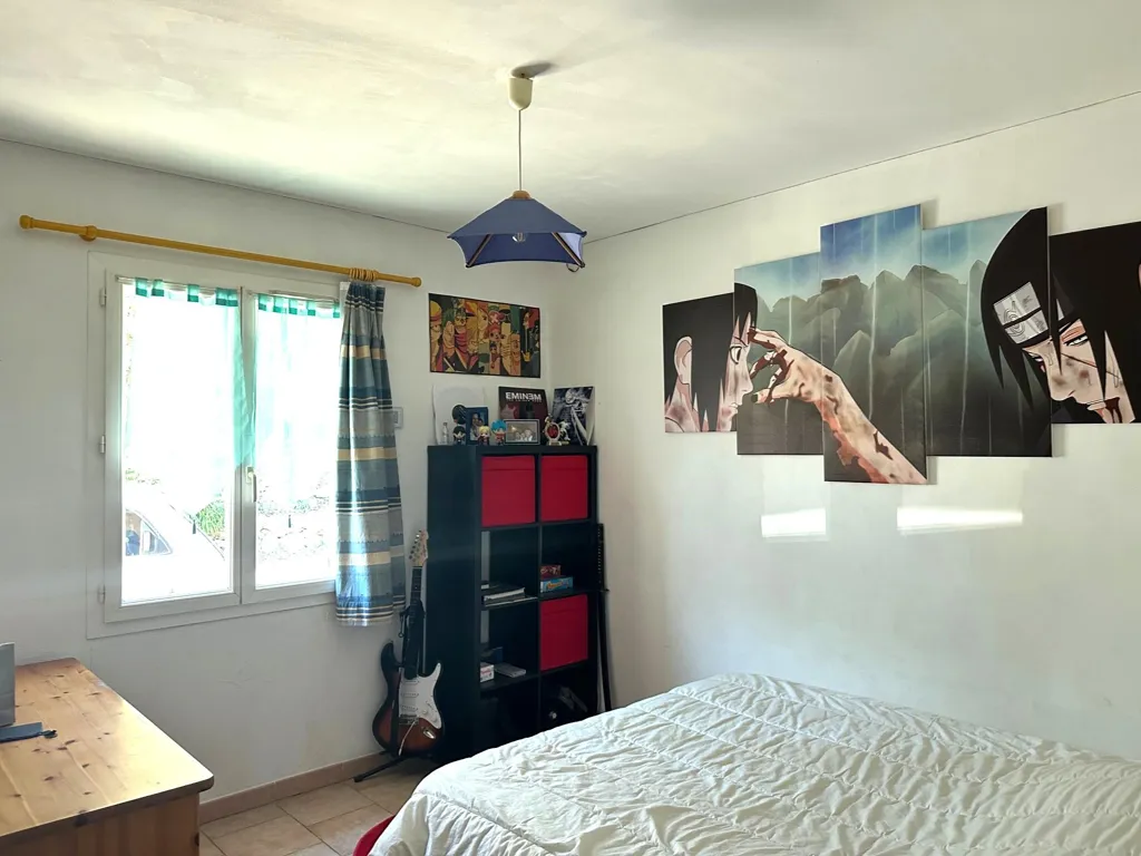 Chambres - Villa de Plain-Pied Bien Entretenue au Thoronet
