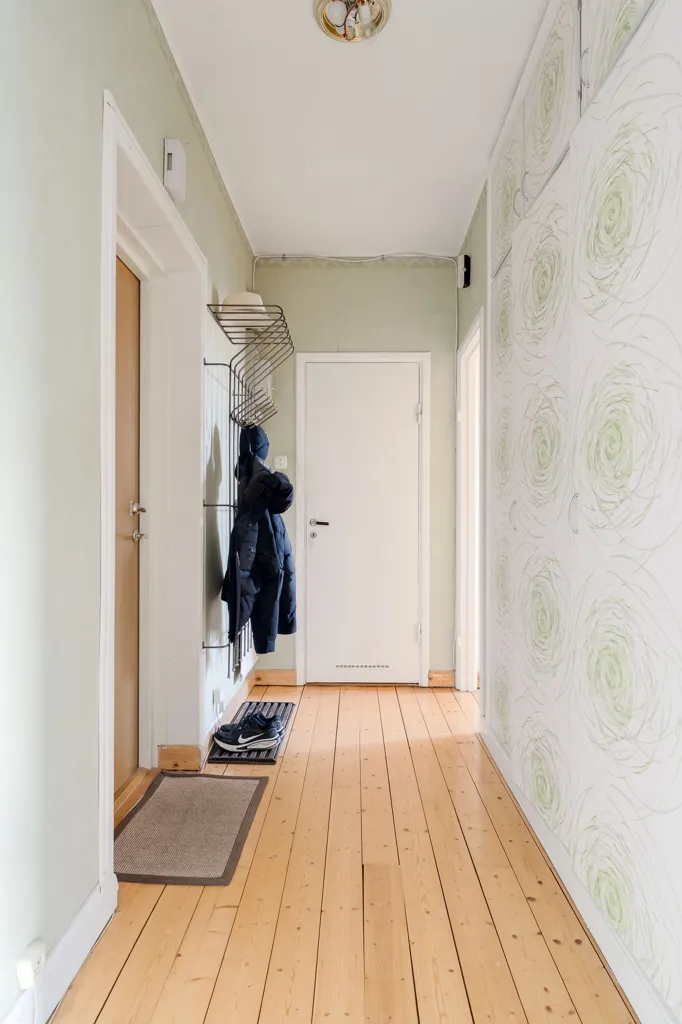 Esik - Apartment with Balcony in Östergötland
