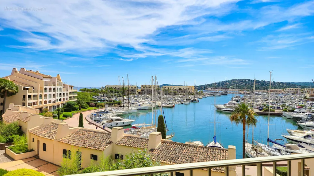Balcon - Appartement T3 avec Vue Mer au Marine de Cogolin