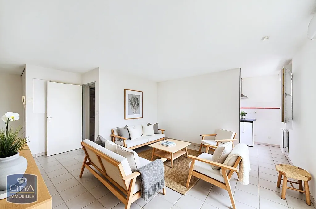 Elutuba - Ground Floor Apartment with Terrace in Sorèze