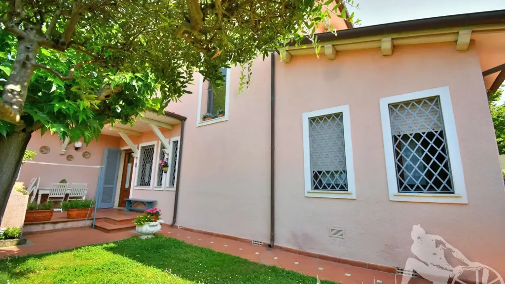 Extérieur - Luxury Villa with Courtyard in Forte dei Marmi