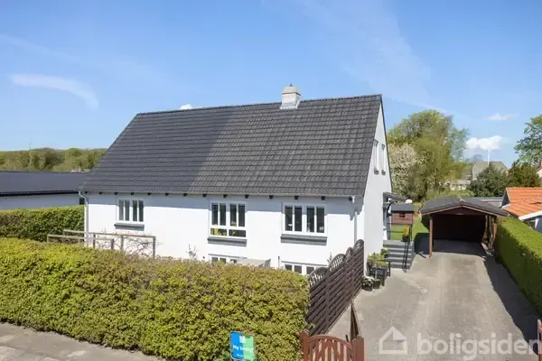 Vue aérienne - Modernised Villa with Garden in Øster Brønderslev