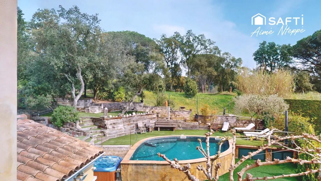 Piscine - Luxury Villa with Pool in Golf District, Girona