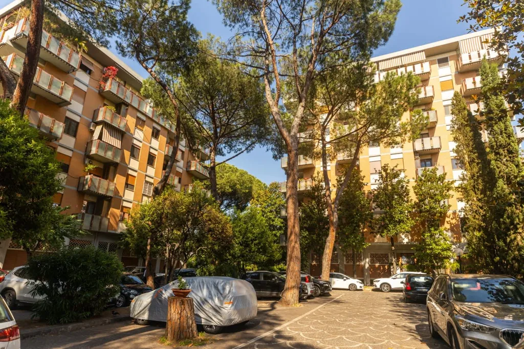Extérieur - Four-Bedroom Apartment with Terrace in Rome