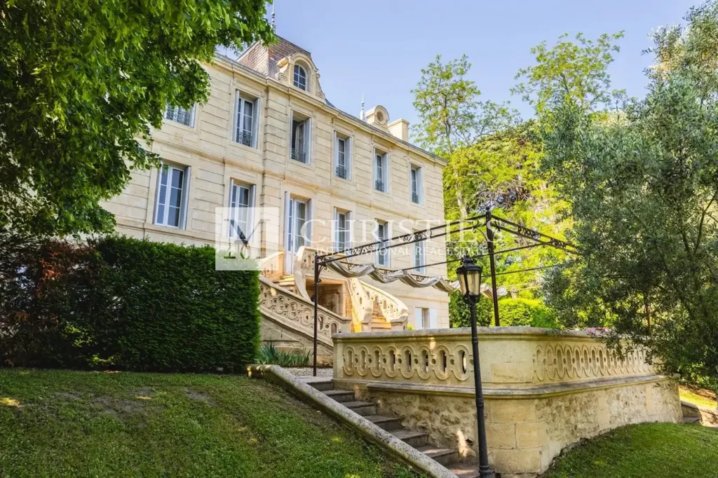 Extérieur - Château Historique près de Saint-Émilion