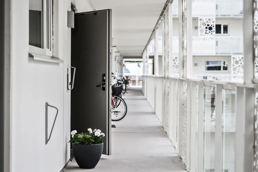 Balcony - Modern Flat with Balcony in Almedal