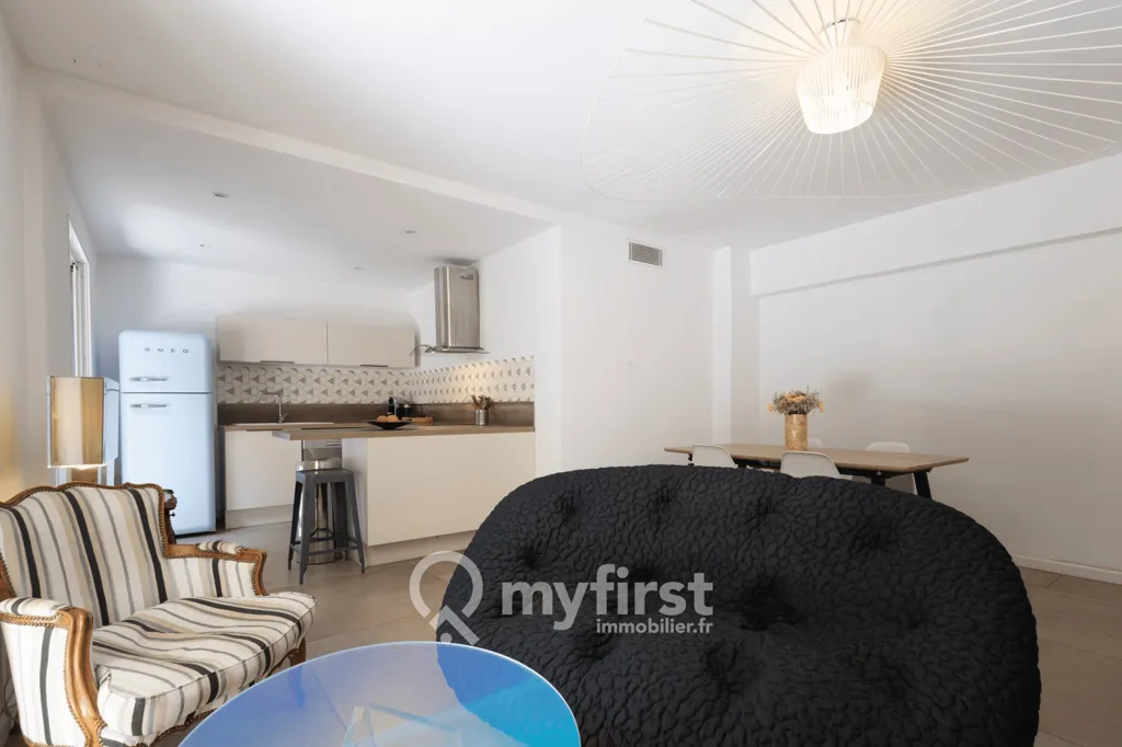 Soggiorno - Contemporary Flat with Private Garden in Toulon