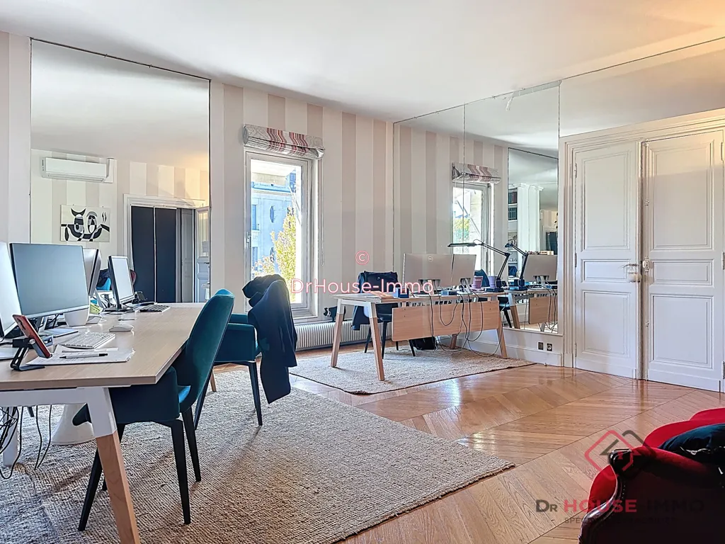 Office - Duplex Apartment with Terrace in Périgueux