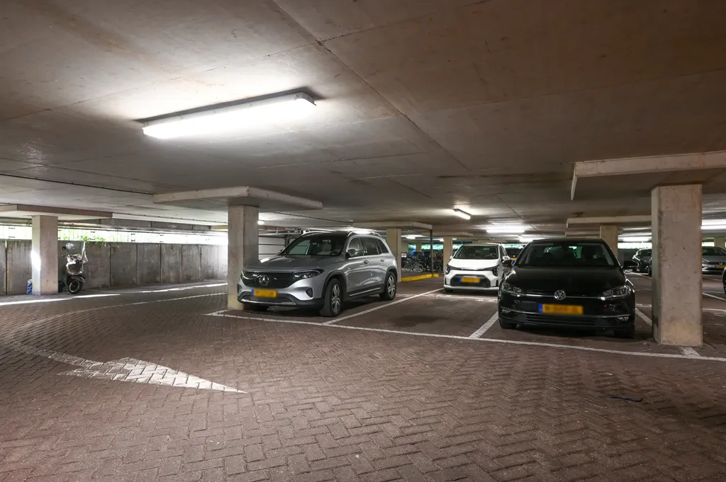 4-toaline korter asukohas Rijswijk (ZH)