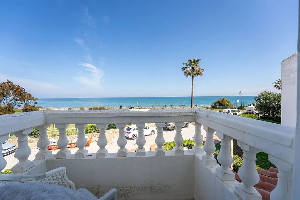 Balcon - Terraced House with Pool in Chullera