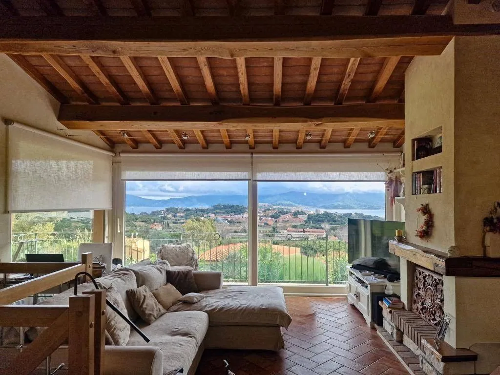 Elutuba - Modern Villa with Panoramic View in Portoferraio