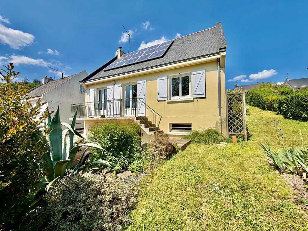Extérieur - Maison Familiale avec Sous-Sol à Derval