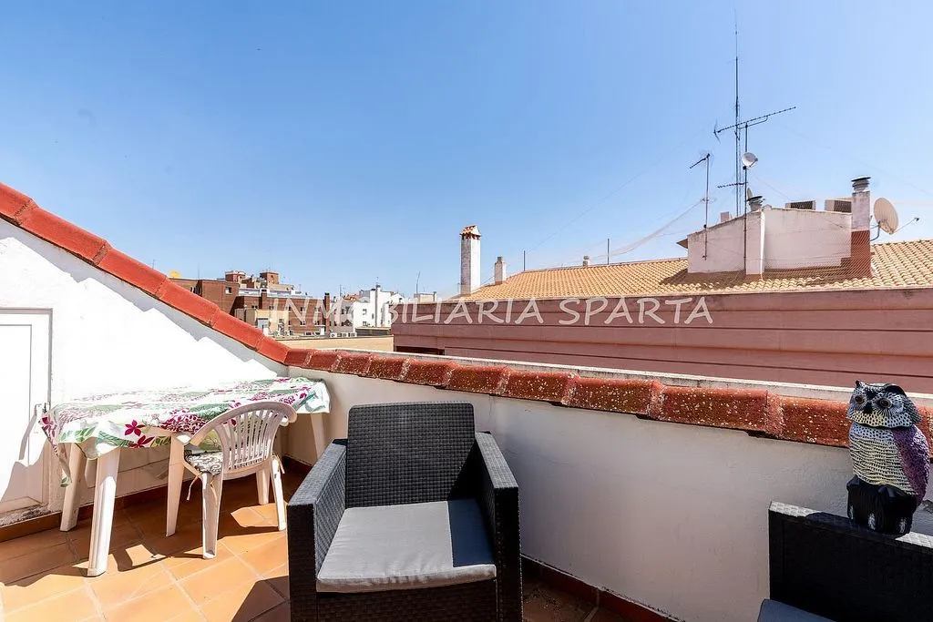 Terrasse - Charming Duplex with Terrace in City Centre