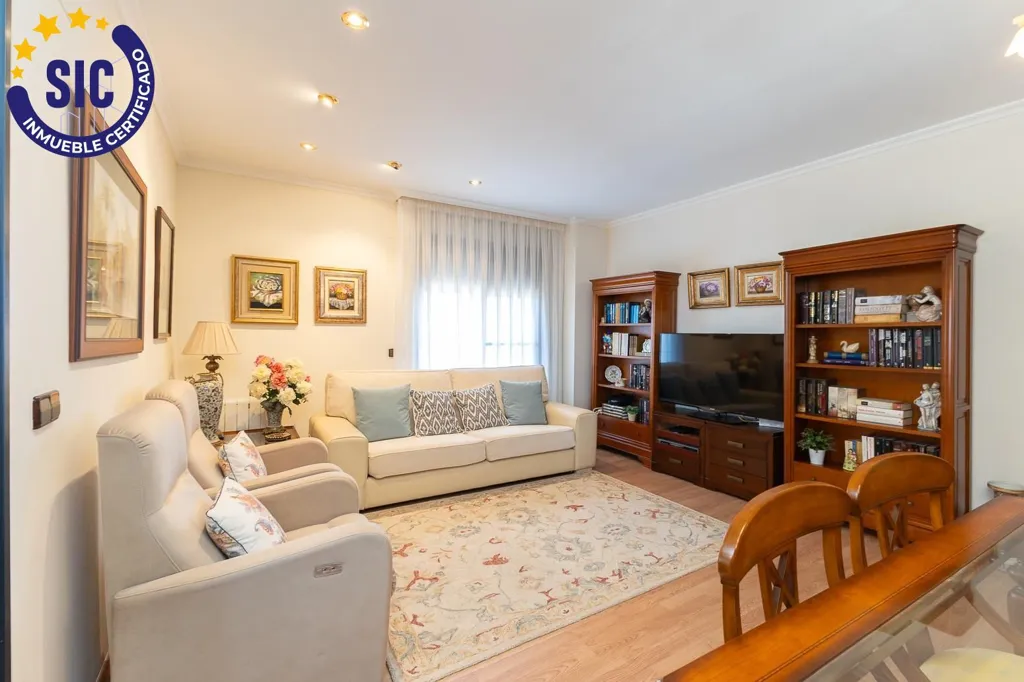 Elutuba - Premium Penthouse with Pool in Mislata
