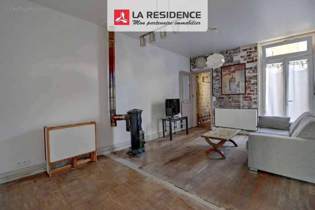 Elutuba - Charming Flat with Garden in Poissy Centre