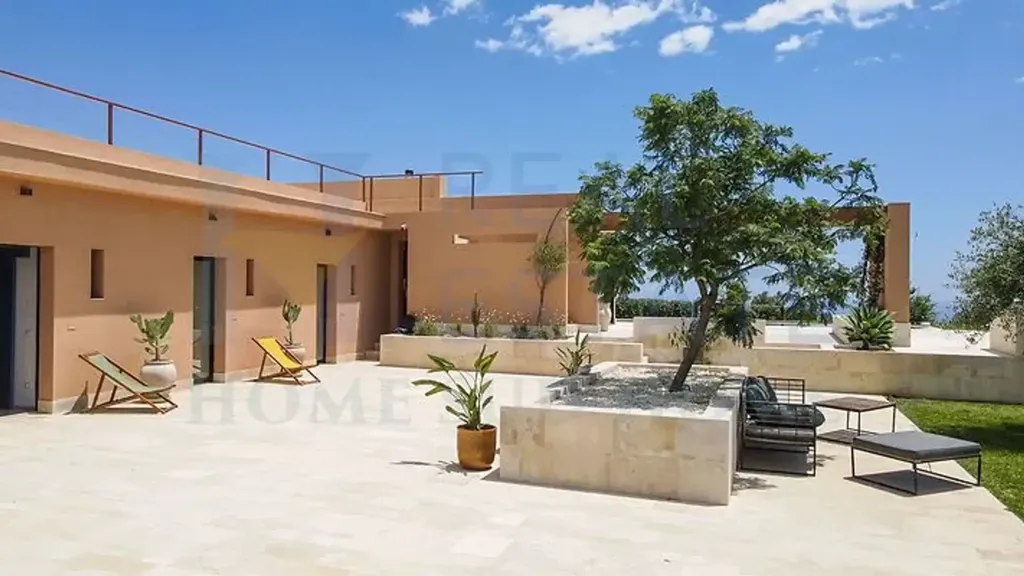 Terrass - Baroque Villa with Pool in Noto