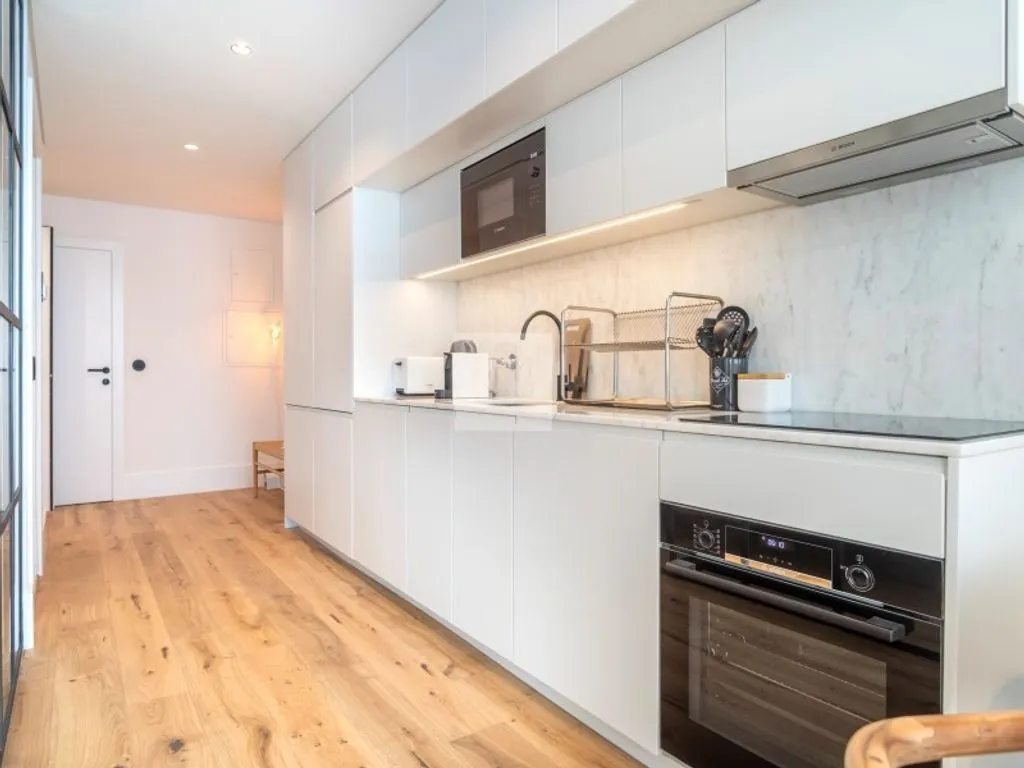 Cuisine - Studio Apartment with Interior Bedroom in Porto
