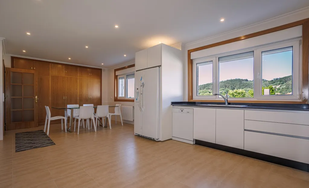 Köök - New Villa with Sea Views in Poio