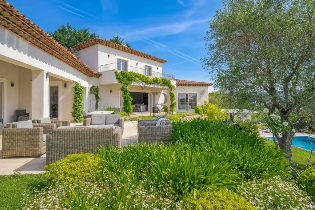Välivaade - Neo-Provençal Villa with Panoramic Views in Mougins