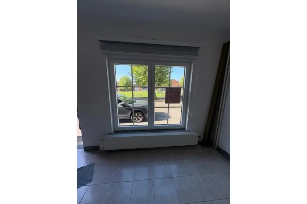 Pièces - Maison avec Cour et Jardin à Bray