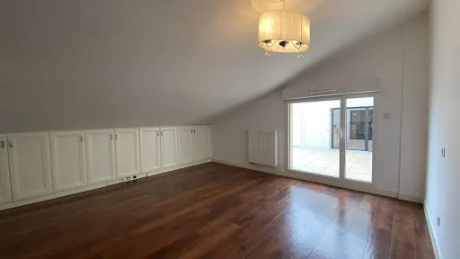 Toad - Luxury Seafront Attic Apartment in Capbreton