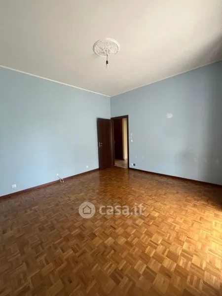 Pièces - Spacious Flat with Garage in Cuneo