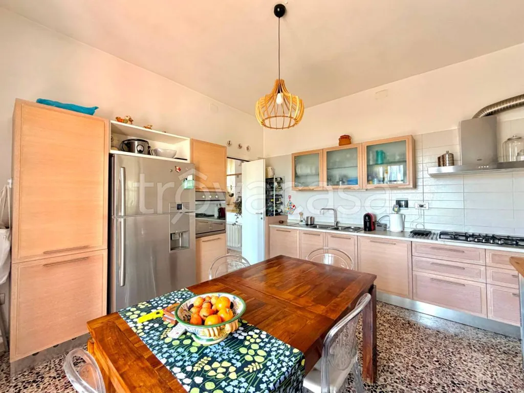Cucina - Restored Villa with Garden in Bra