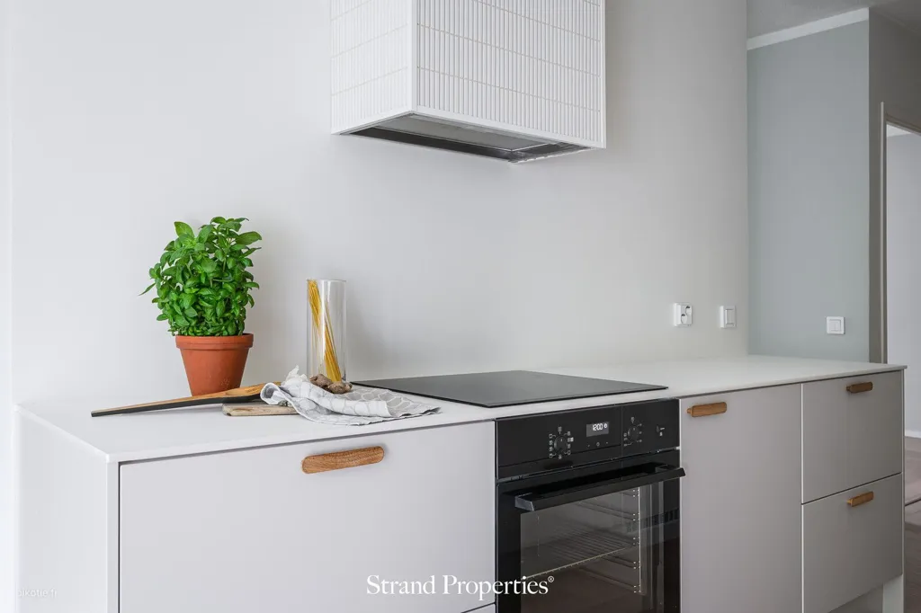 Cuisine - Modern Apartment with Balcony in Kaarina Centre