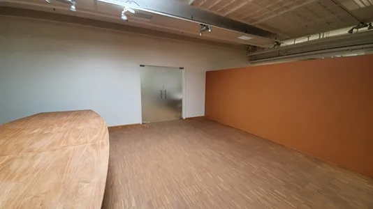 Pièces - Office Space with Parking in Løgstrup