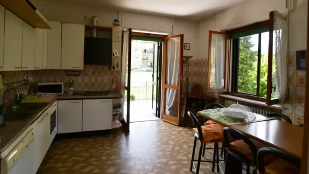 Köök - Villa with Private Garden in Biella