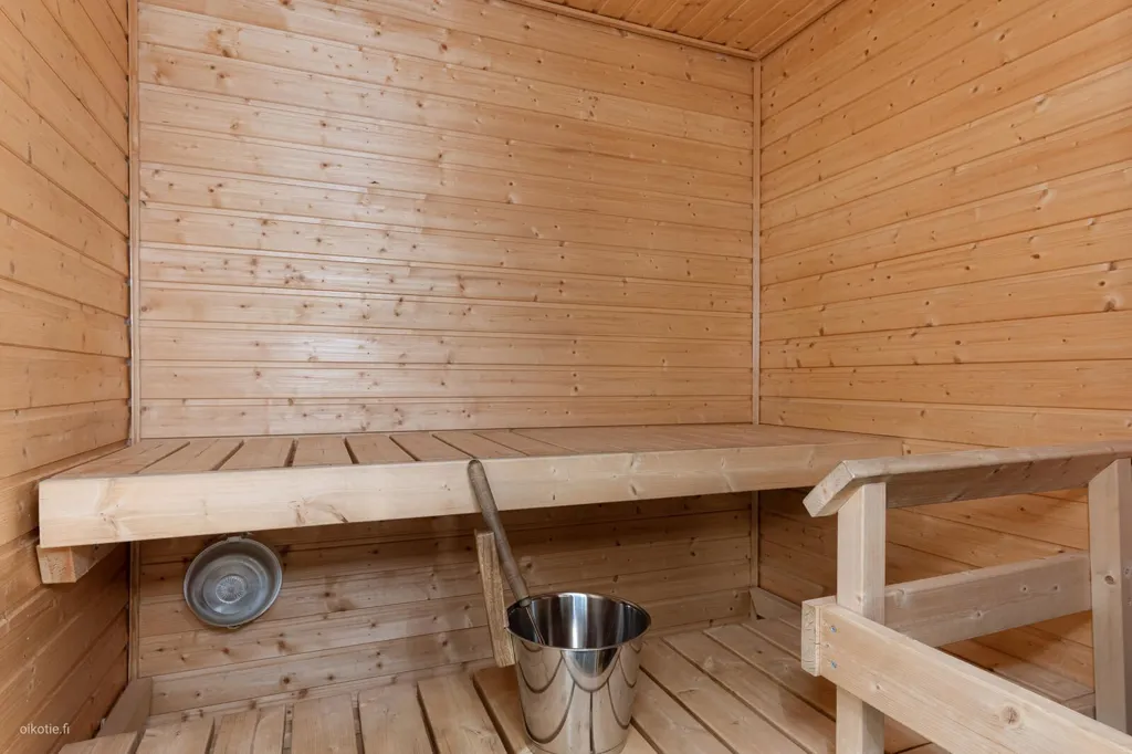 Rooms - Apartment with Sauna on Second Floor in Simonkylä