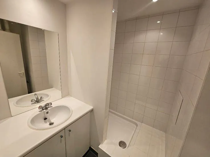 Vannitoad - Apartment Complex in Braine-l'Alleud
