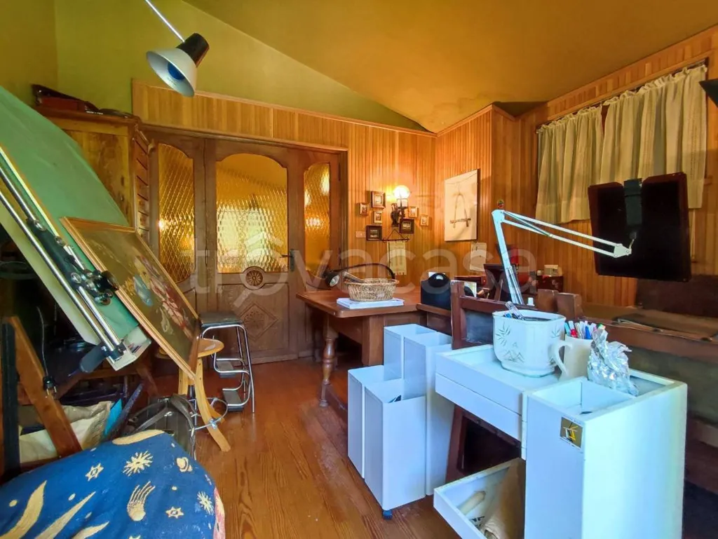 Bureau - Villa with Panoramic View in Sampeyre