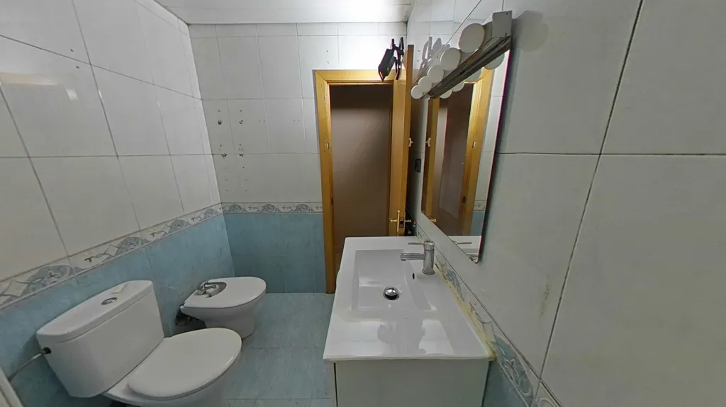 3 magamistoaga korter asukohas Terrassa