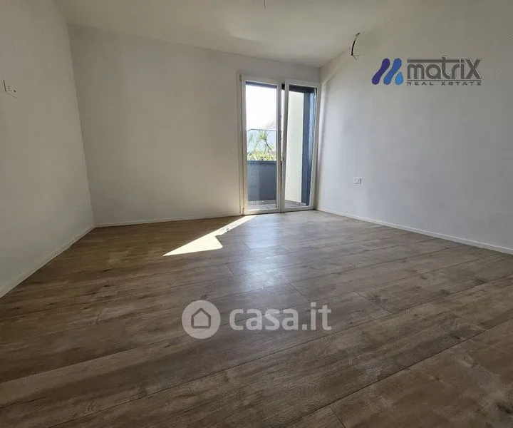 Pièces - Semi-detached Villa with Solar Panels in Vigonovo