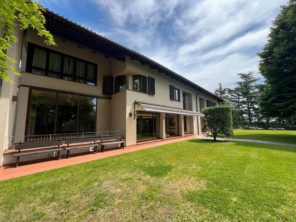 Jardin - Luxury Villa with Panoramic Views in Moncucco Torinese
