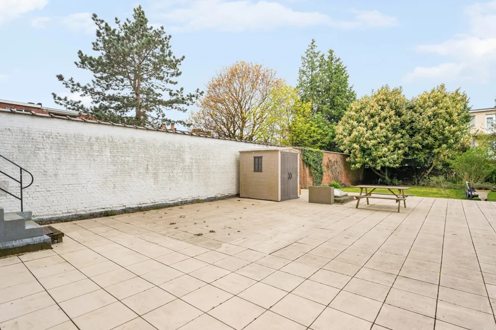 Giardino - Modernist Apartment with Garden in Antwerp