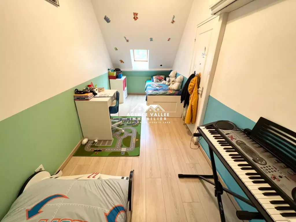 Magamistoad - Terraced House with Garden in Valley District
